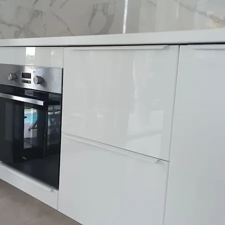 Spacieuse Avec Piscine, Secteur Tres Calme Nimes