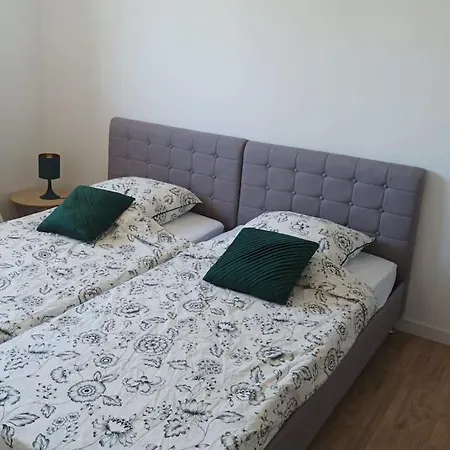 Spacieuse Avec Piscine, Secteur Tres Calme