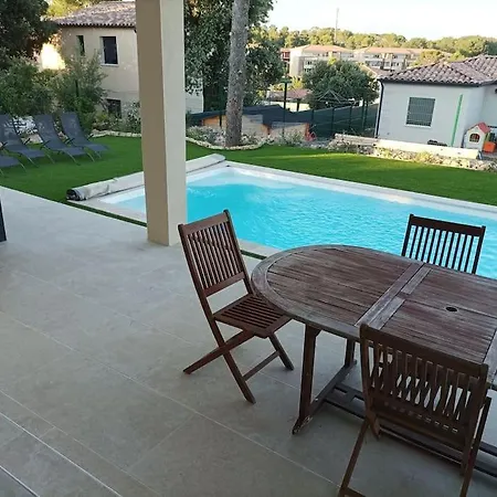 Spacieuse Avec Piscine, Secteur Tres Calme * نيم
